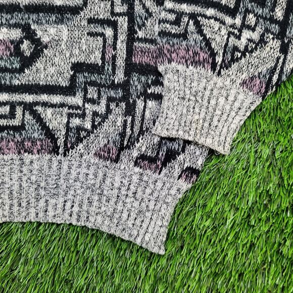 Vintage Geometric AOP Sweater Womens Medium 20x23 Gray - Picture 4 of 10